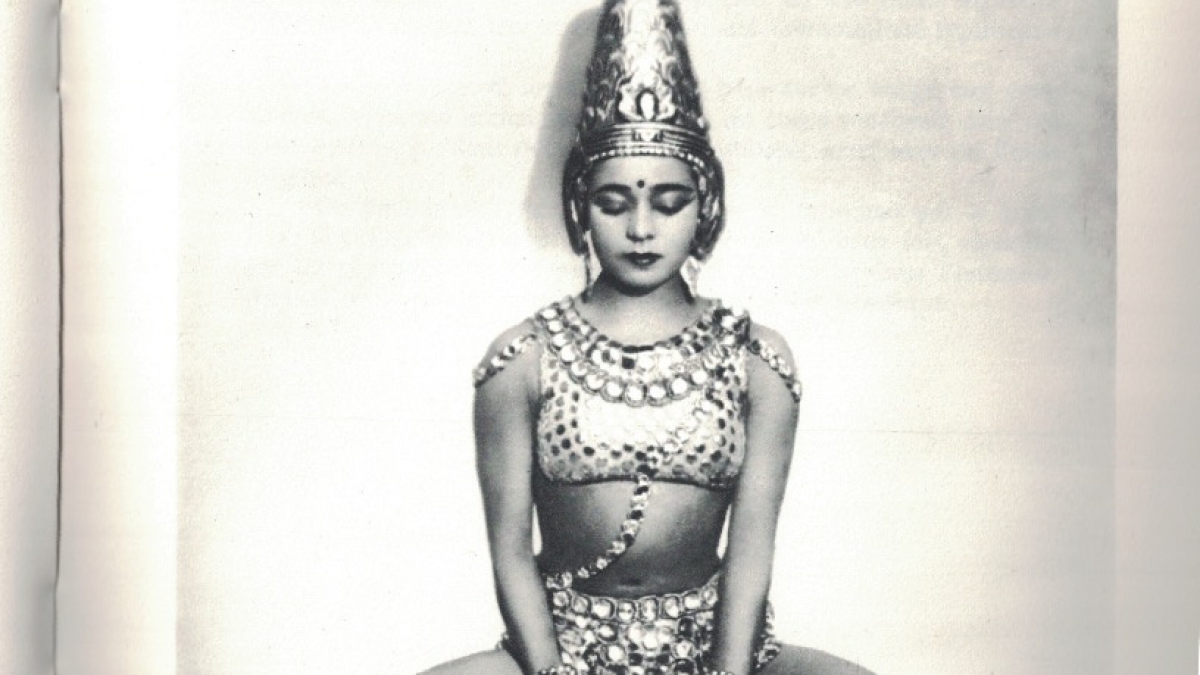 Nyota Inyoka in ihrem Repertoirestück Tanz des Shiva, 1921; aus dem Band Nyota Inyoka von Loulou Roudanez, 1947.